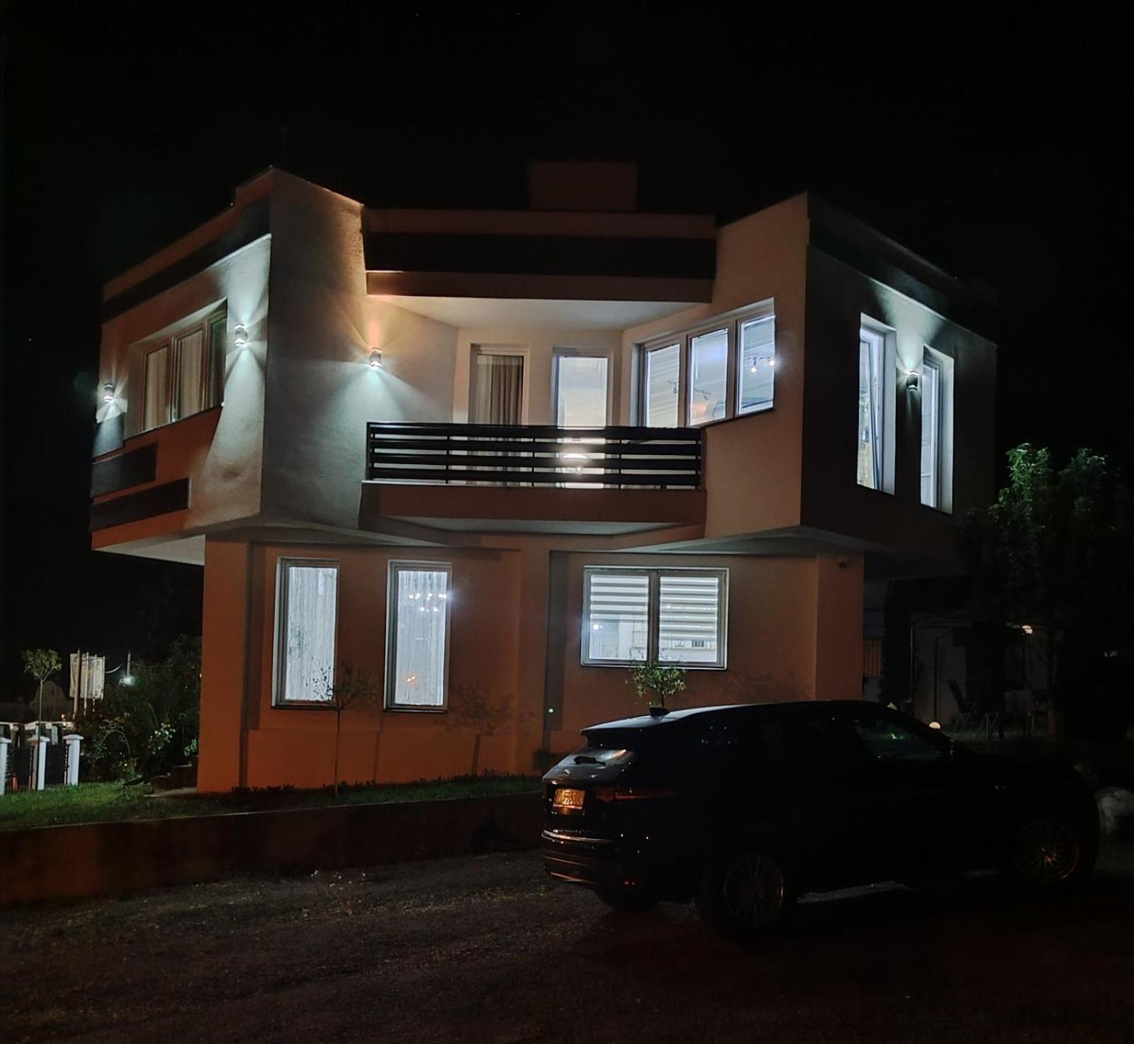 Villa Lea טוזלה מראה חיצוני תמונה