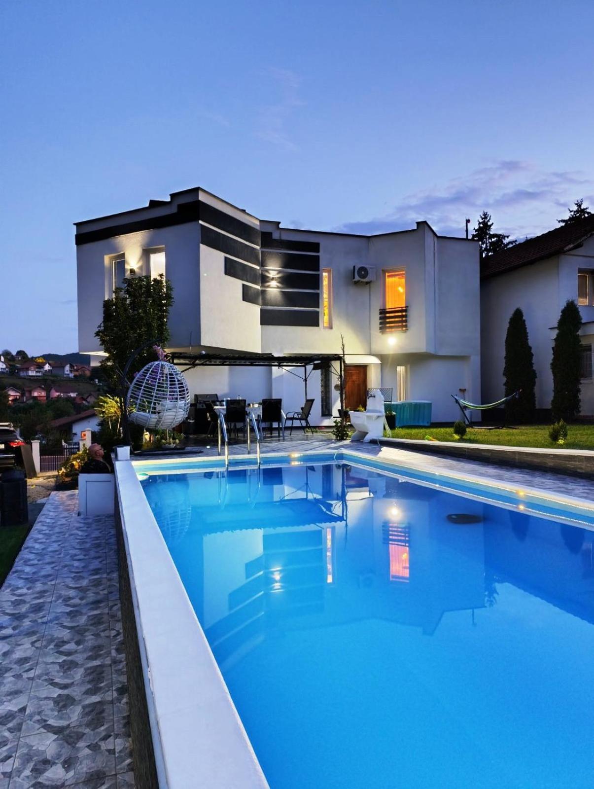 Villa Lea טוזלה מראה חיצוני תמונה